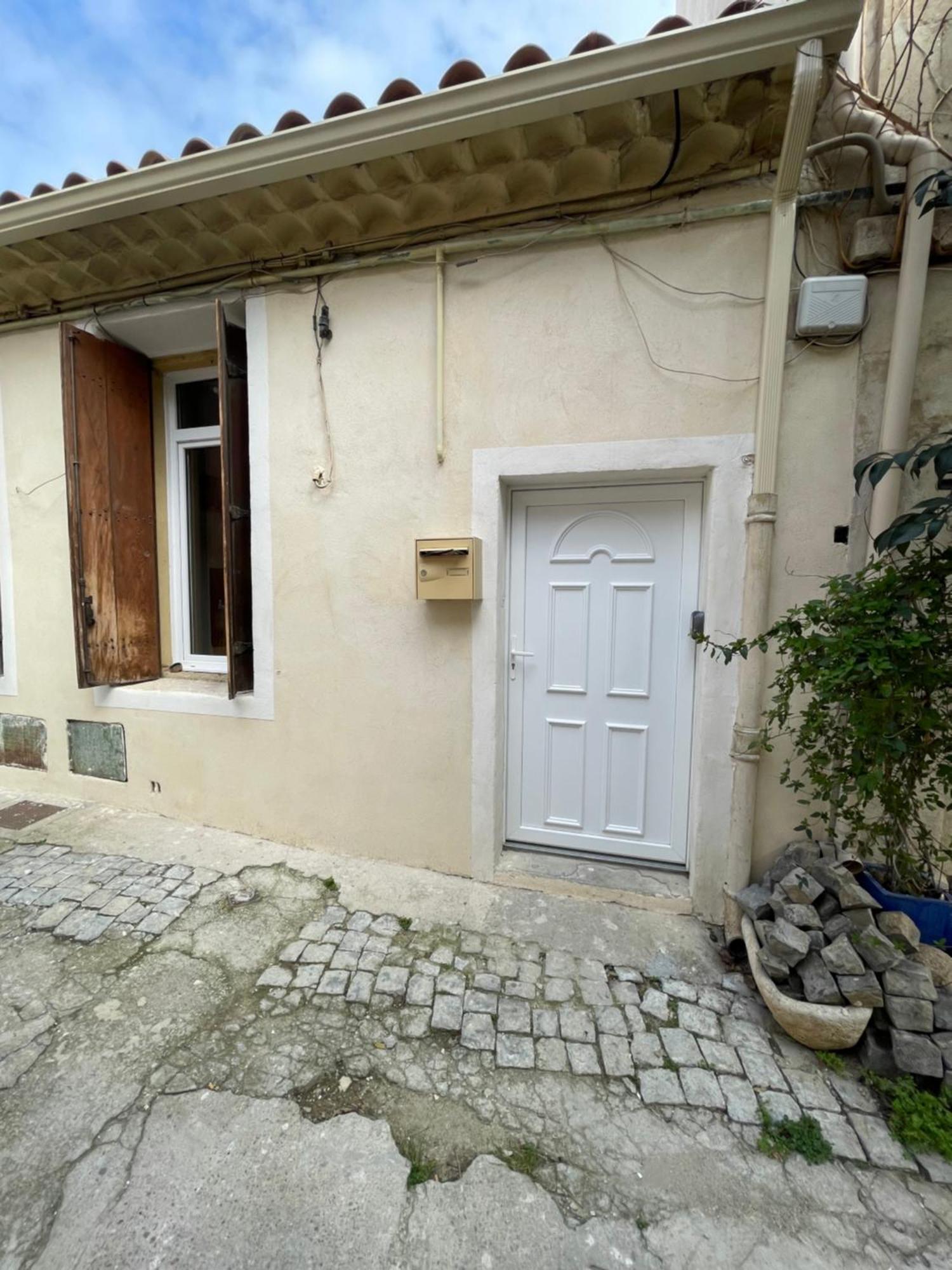 Appartamento Chez Sonou , Nimes Centre Esterno foto